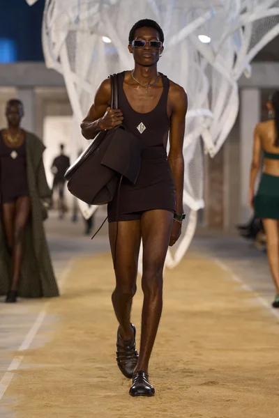 Look 36